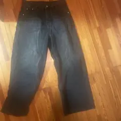 ダークブルー ストレートレッグ デニムパンツ