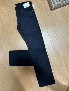 ユニクロ レギュラーフィットストレートジーンズ 29(73cm)