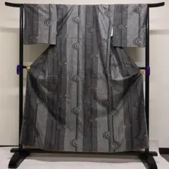 グレー　モノトーン　抽象　縦縞　紬　小紋　着物　101t