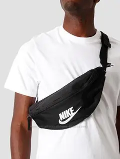 【完売品】ナイキ ヘリテージ ヒップ パック(ブラック)