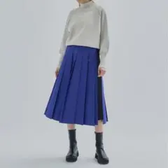 ブルー　ビジーアートプリーツスカート　UNITED TOKYO