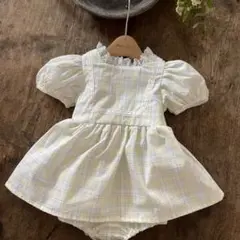 ‪anneshirley / Manongsuit
