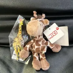 Item thumbnail for item 00ad15e1-9619-4cb5-b7e4-3bfecc22098c