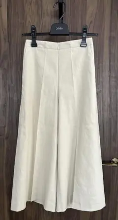 INEDリネン ガウチョパンツ アイボリー色