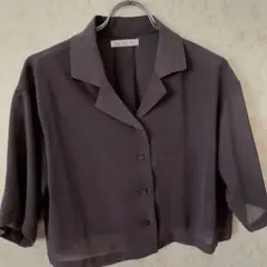 ショート丈開襟シャツ