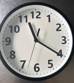 シンプルなアナログ掛け時計 直径約22cm