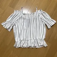 イング INGNI オフショルダー トップス Mサイズ