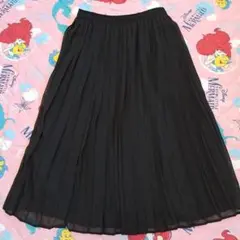プリーツスカート