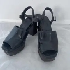 HARE 黒 サンダル オープントゥ