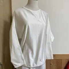 長袖Tシャツ　ドルマン　艶ホワイト