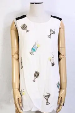 Grace Class◆カクテルビジューチュニック・ノースリーブブラウス◎36
