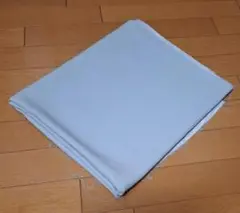はぎれ　生地　薄いグリーン x 薄いグレー　約127cm x 約150cm