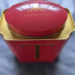 空き缶　ホテルリッツ　紅茶