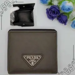 【正規美品】PRADAスクエアコインケース グリーン系 ナイロン 小銭入れ 財布