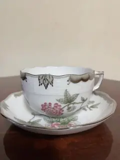ヘレンド ヴィクトリアプラチナ ティーカップソーサー