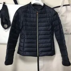 【国内正規品】モンクレール ライトダウン ダウンジャケット 12A ネイビー