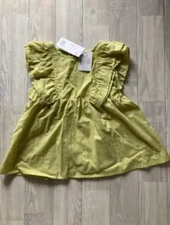 イエローフリルコットントップス