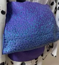 Item thumbnail for item 827d7b09-9a82-4bc7-885c-0f7536a2525b