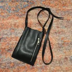 UNITED ARROWS 黒 レザー ショルダーバッグ サコッシュ
