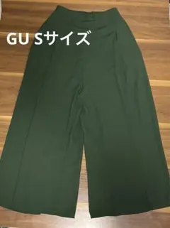 GU ジーユー グリーン フレア ガウチョパンツ Sサイズ