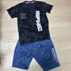 迷彩柄Tシャツとショートパンツセット