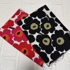 マリメッコ カットクロス　74cm×50cm 赤黒セット