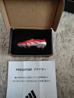 非売品PREDATOR プチデター アディダス サッカースパイク プレデター