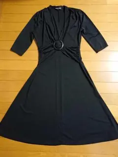 胸元 丸リング ワンピース 5分袖 カシュクール USED品　夜のお仕事などに