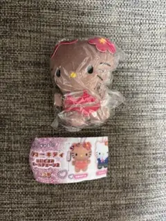 ぎゃる　ハローキティ ぬいぐるみボールチェーン2 日焼けギャル