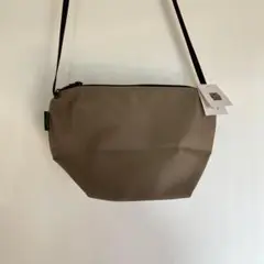 新品 エルベシャプリエ