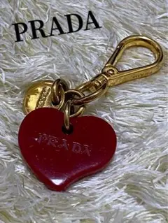 プラダ(PRADA) ハート型 キーホルダー レッド