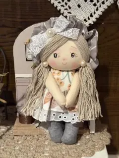 小さなカントリードールちゃん　ハンドメイド