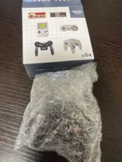 ニンテンドーミュージアム　ゲームハード　キーホルダー　バーチャルボーイ