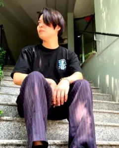 ご好評につき再入荷！【FIND ME IN THE DARK】デザインTシャツ