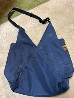 Item thumbnail for item 29d1658f-22e0-48d1-858c-dd584f209f62