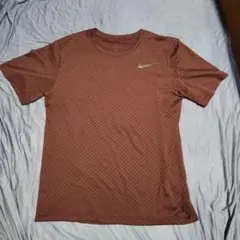 ★値下げ送料無料★NIKEナイキドライFITシャツ(ワインカラー)Lサイズ