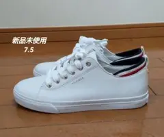 値下!!【新品】トミーヒルフィガー サイズ7.5