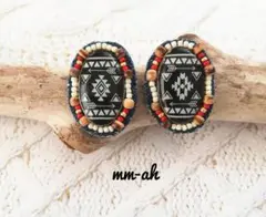 再販♡ Native American OVAL 刺繍ピアス#black