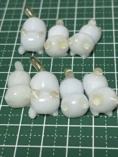 ②