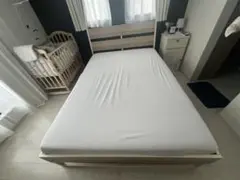 ダブルベッド