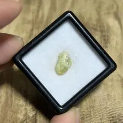 f10.フォスフォフィライト 燐葉石 原石 天然石 鉱物標本