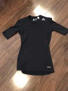 アディダス adidas techfit テックフィット コンプレッション　M