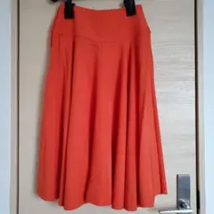 美品☆　ユニクロU　UNIQLO　レーヨンミディフレアスカート　61 オレンジ
