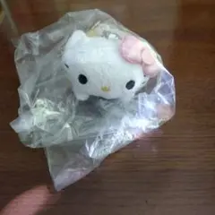 ハローキティ ぬいぐるみ型ストラップ携帯クリーナー
