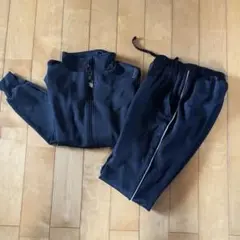 Reebok ジャージ上下セット 黒　レディース