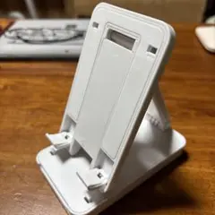 スマホスタンド　白