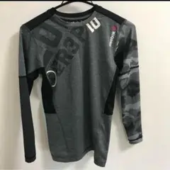 Reebok 長袖インナー