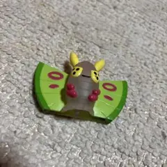 ポケモン ドクケイルフィギュア クリア