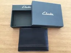 Clarks 二つ折り財布 黒