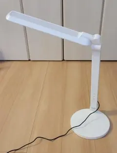 【中古品】Panasonic/卓上スタンドライト ホワイト SQ-LD527-W